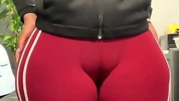 Big round ass spandex-hot porn